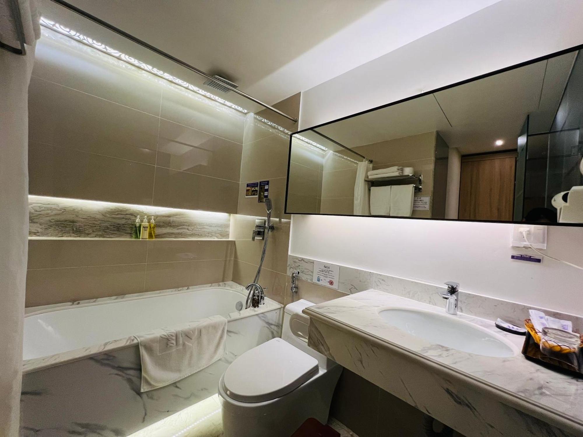 Azumaya Hotel Hai Phong Esterno foto